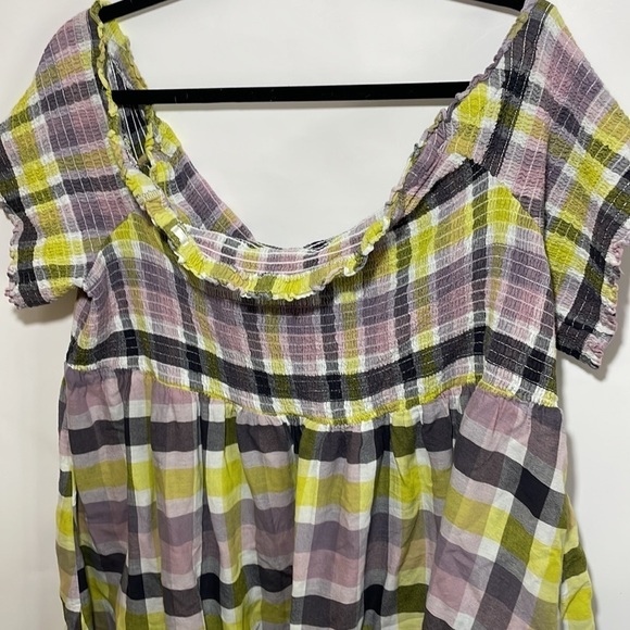 TORRID 5 MULTI PLAID SMOCKED OFF SHOULDER PEPLUM TOP - Picture 5 of 9